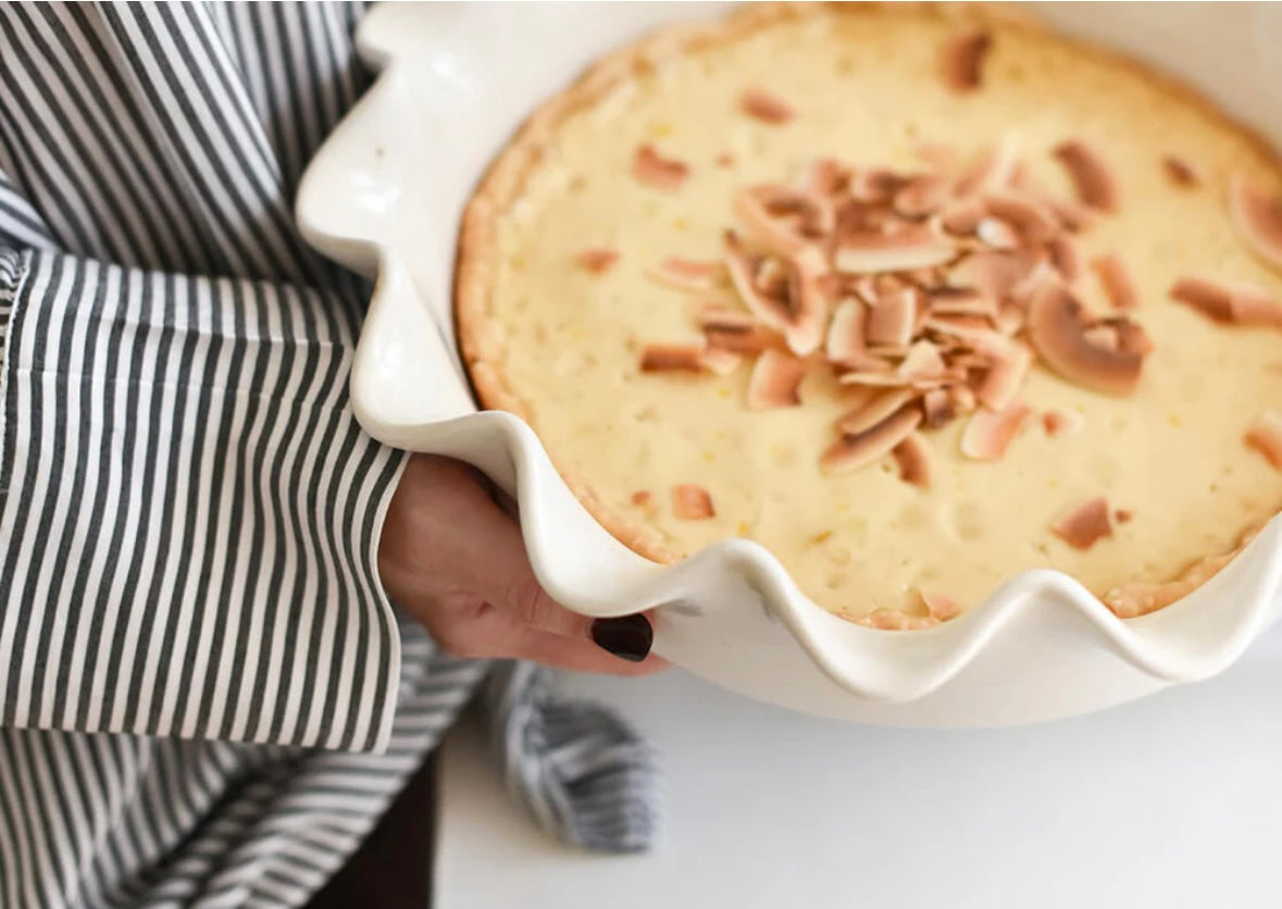 Signature White Ruffle Pie Dish