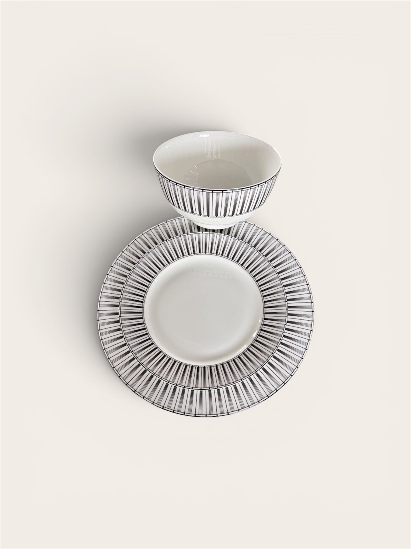 Midnight Line Dinner Set