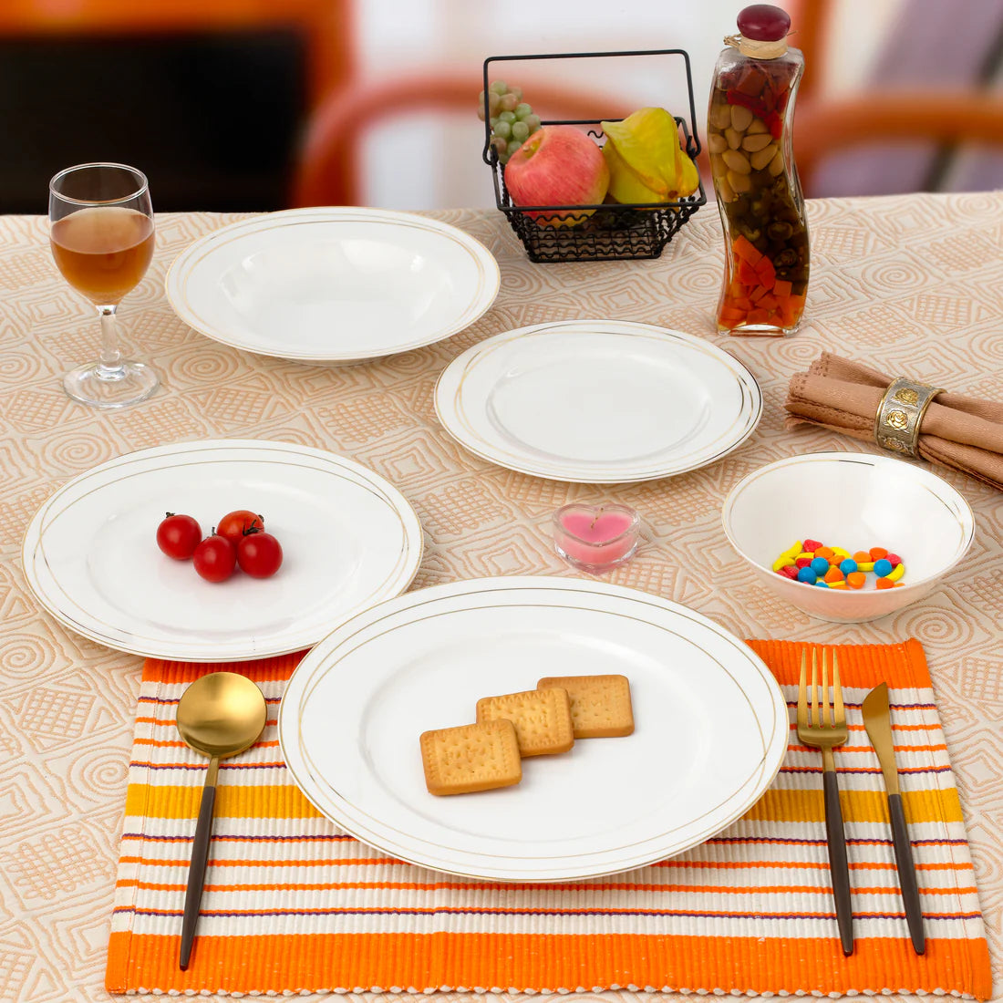 Sisi Gold 20 Piece Dinnerware Set