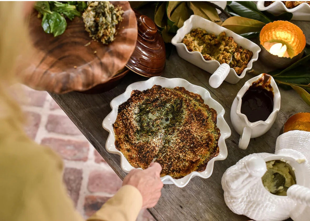 Signature White Ruffle Pie Dish