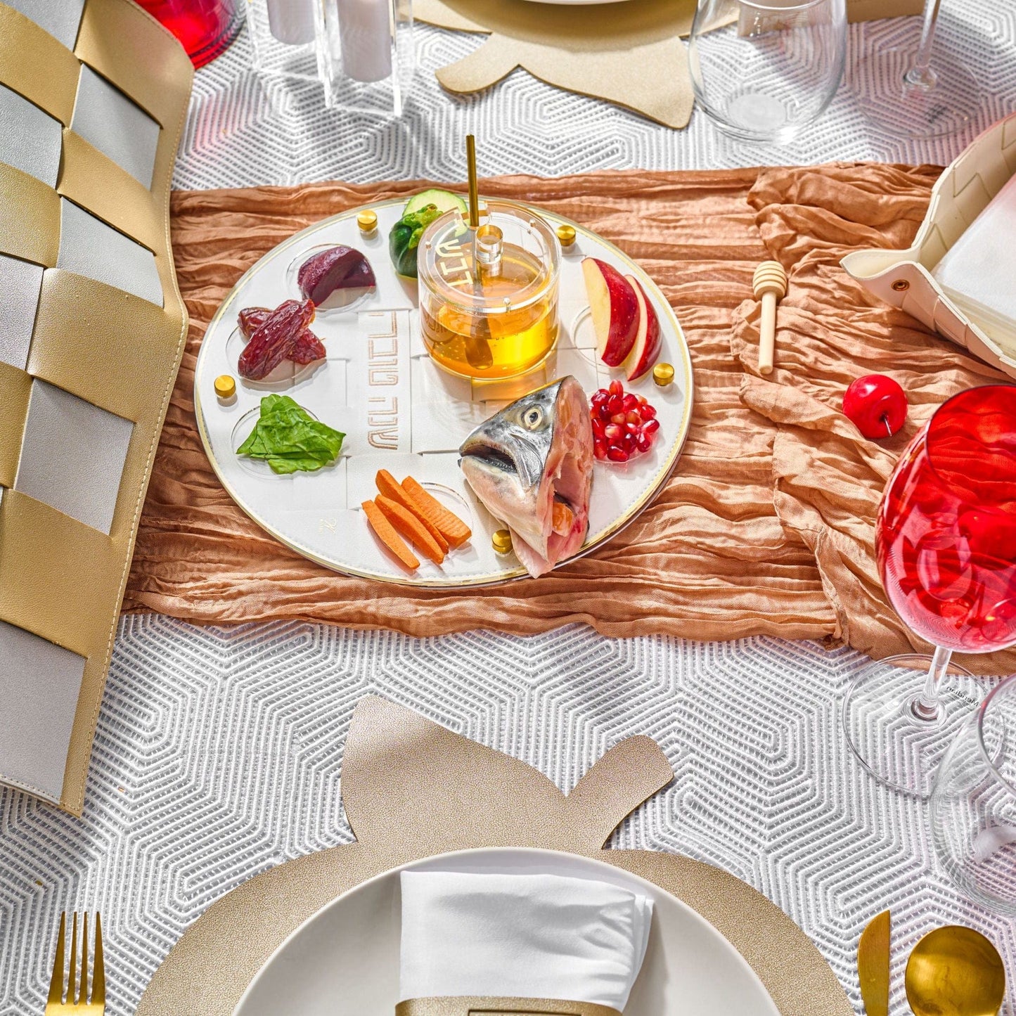 Woven Simanim Tray