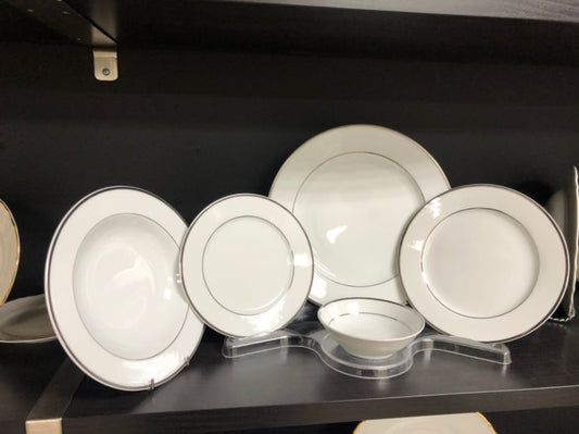 Louise Silver, White, 20 Pc Dinnerware Set, includes Service For 4, Dinner, Salad, Soup, Bread & Butter, Dessert